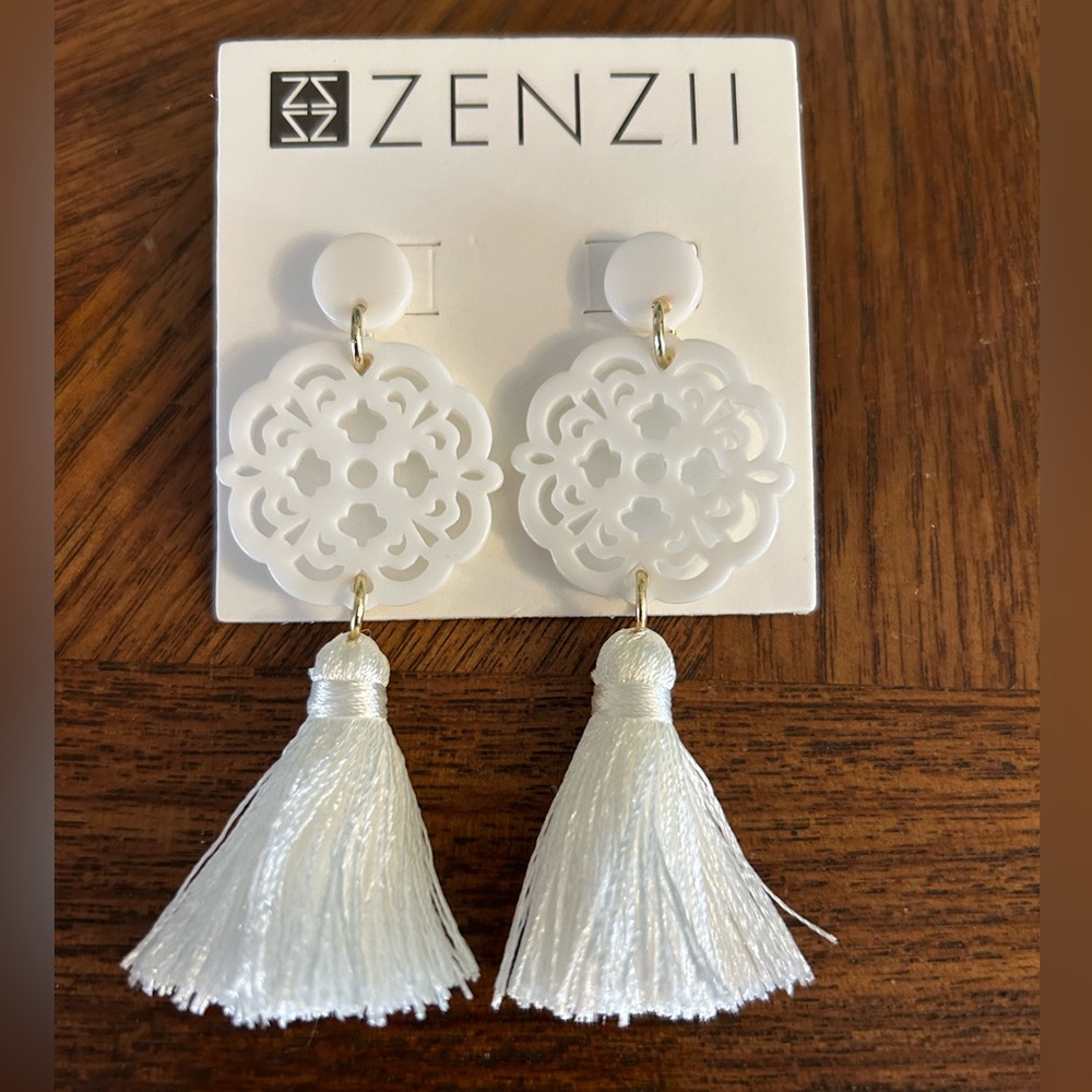 Zenzii resin & tassel earrings